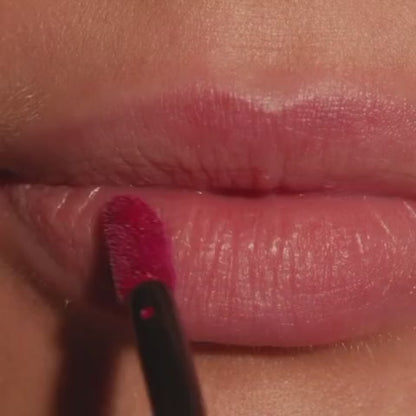 Kiss me babe!