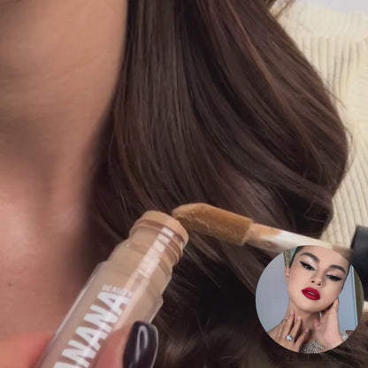 Selena's Red Lips Look